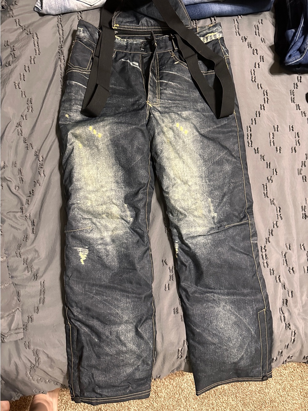 Columbia Men's Dark Blue Relaxed Snow Pants with Faded Accents